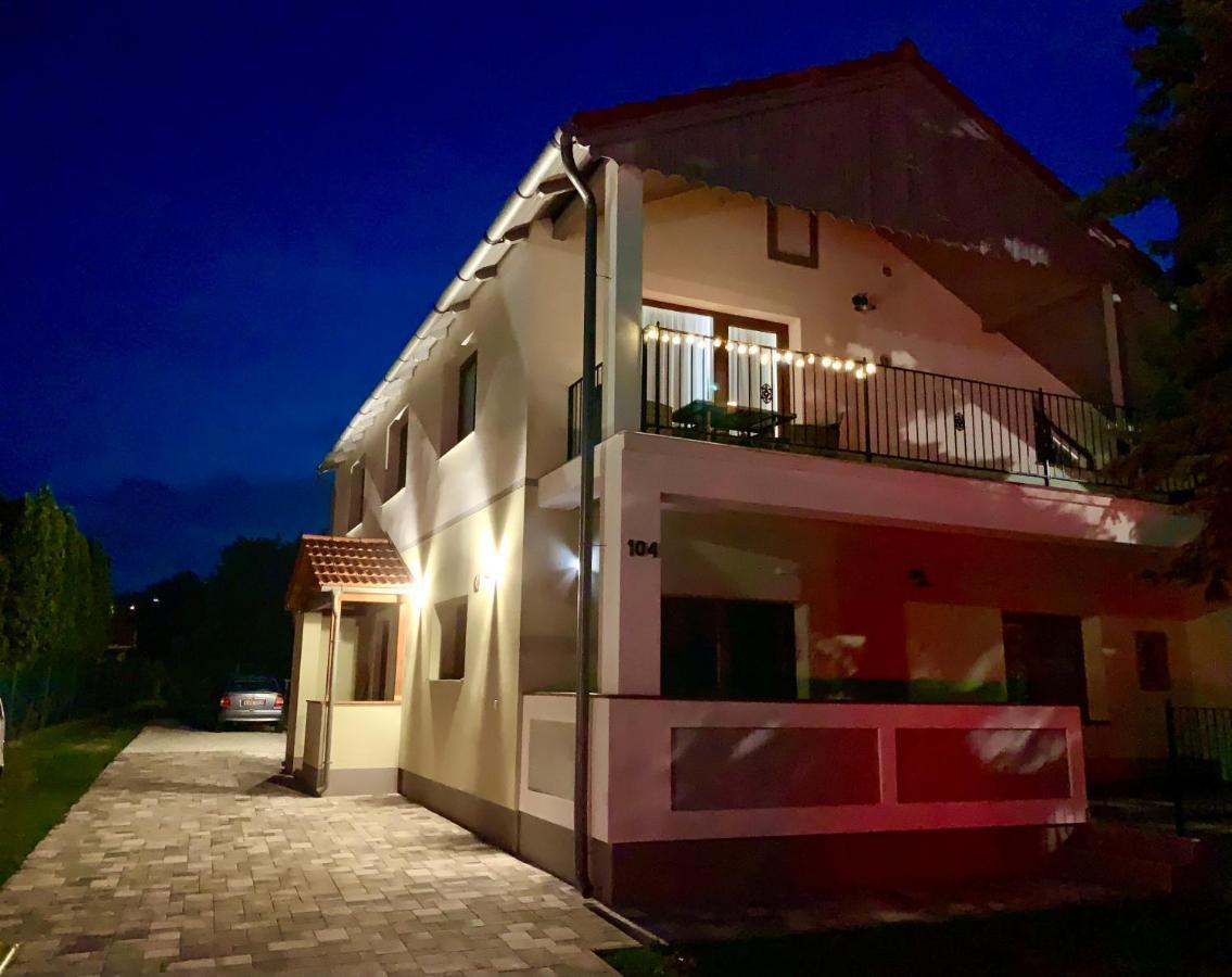 Pine&Chill2 Apartments Balatonalmádi Dış mekan fotoğraf